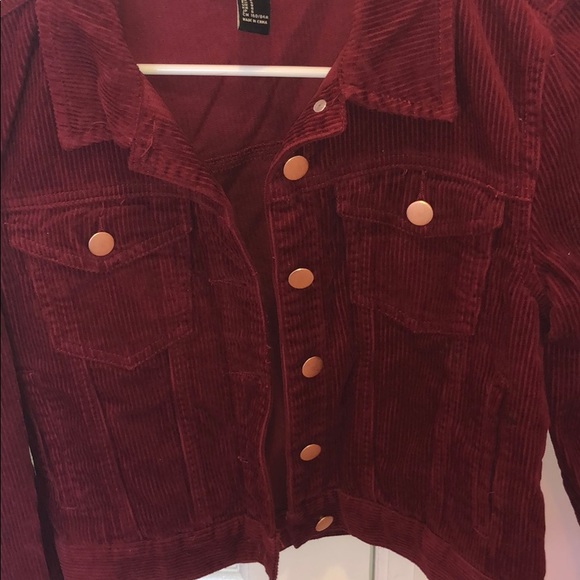 Forever 21 Jackets & Blazers - ❤️red jacket❤️offers welcomed. Item must go!